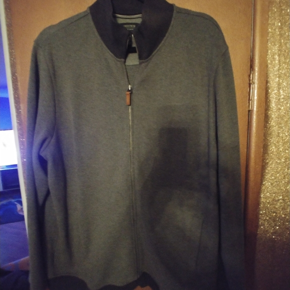 Dressy zip up - Picture 1 of 3